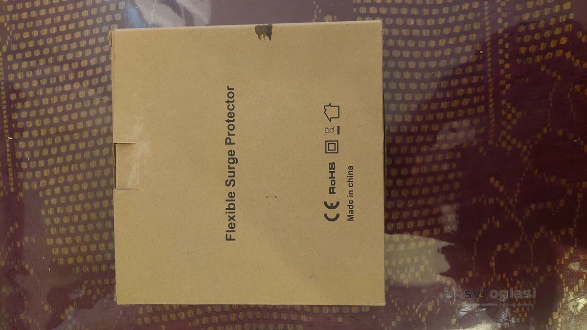 Produzni kabl sa 4 uticnica i 4 USB ulaza